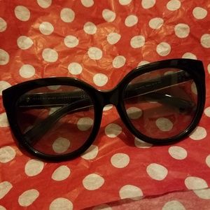 😍Lowest priceAuthentic Marc Jacobs black sunglasz